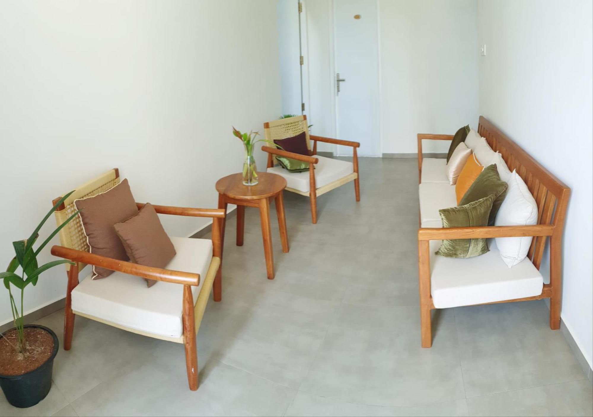Mountbaylk Hotell Dehiwala-Mount Lavinia Exteriör bild