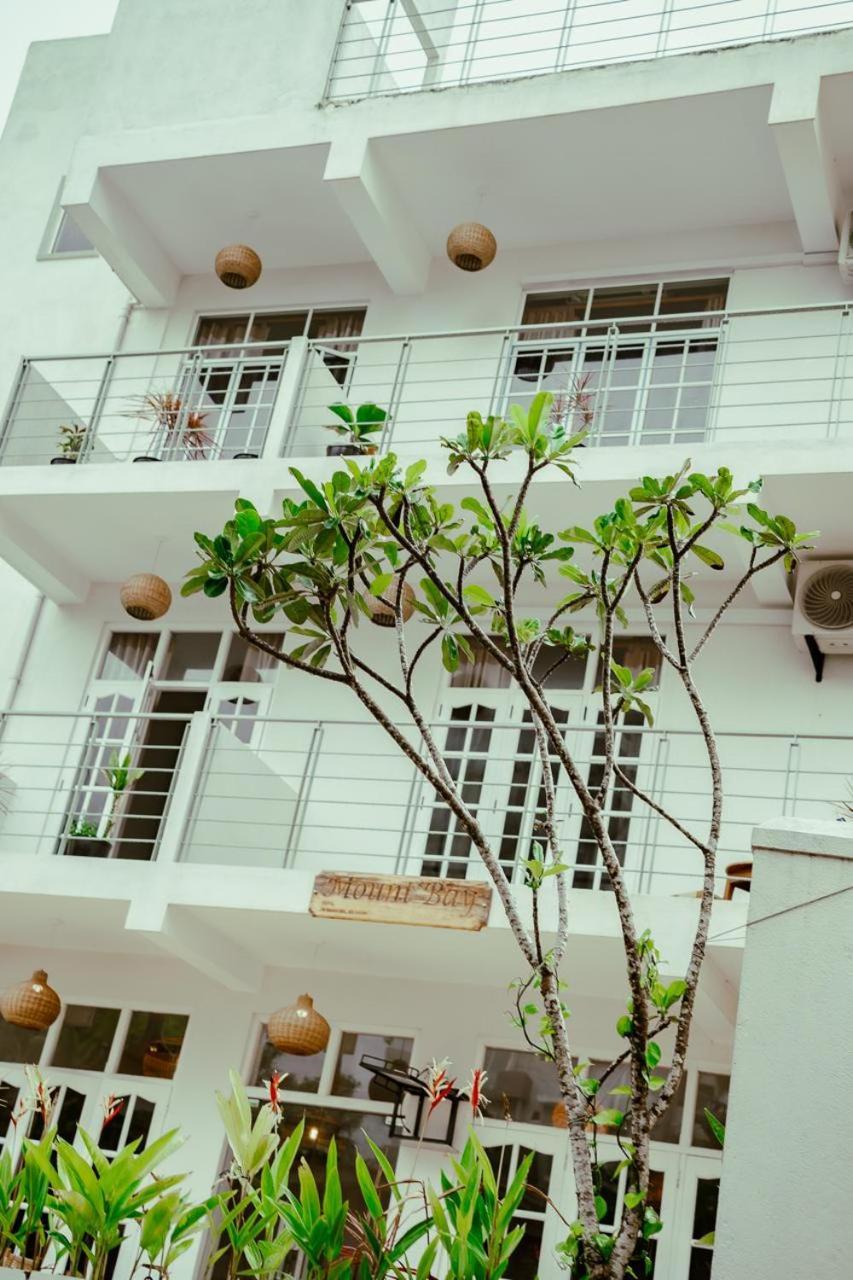 Mountbaylk Hotell Dehiwala-Mount Lavinia Exteriör bild